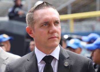 Adri&aacute;n Rubalcava, acude a casa de transici&oacute;n de Sheinbaum