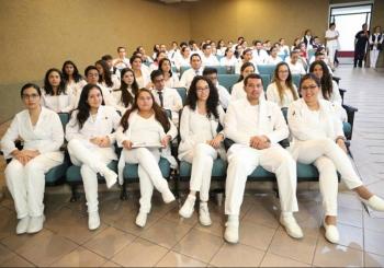Secretar&iacute;a de Salud duplica monto de becas m&eacute;dicas para internos y pasantes