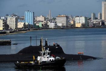 Submarino nuclear ruso sale de la bah&iacute;a de La Habana