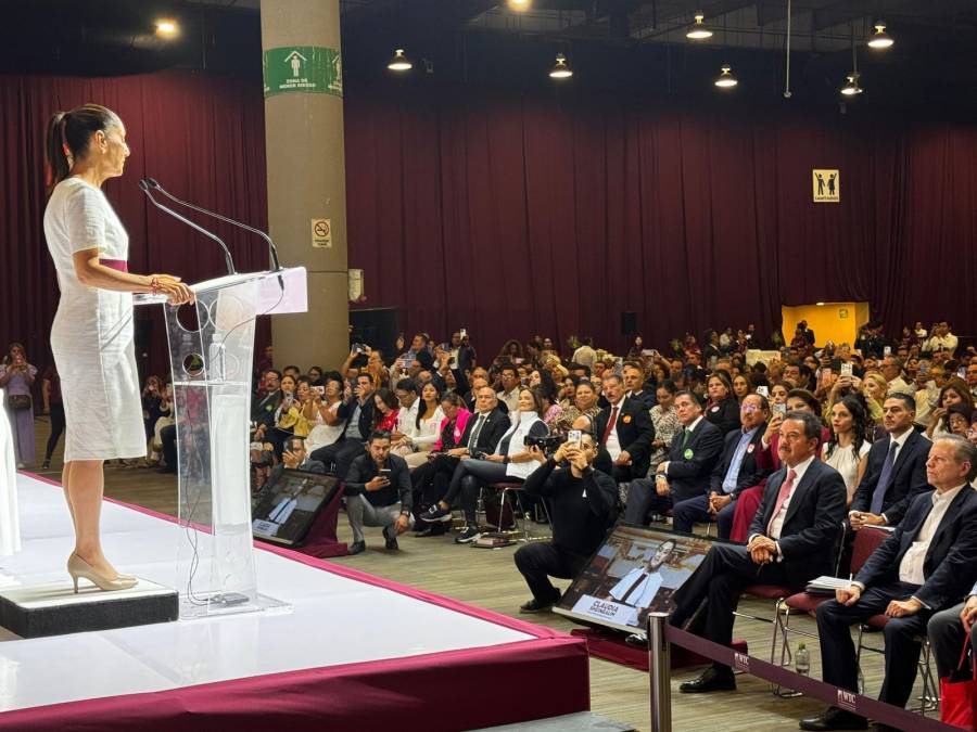 En reunión con la virtual presidenta y legisladores electos se confirmaron principios y unidad: Mier