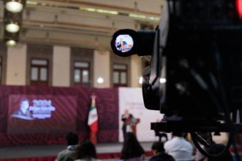 AMLO llama a cuidarse de las recomendaciones del FMI y BM