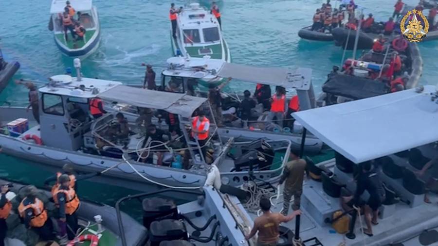 Filipinas dice que la Guardia Costera china abordó sus barcos en el Mar de China Meridional