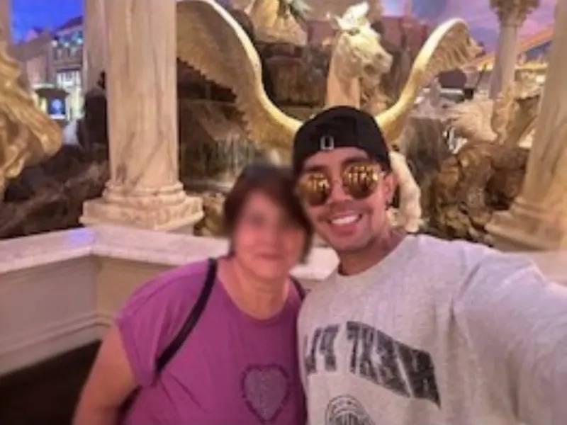 Muere madre del tiktoker Derek Trejo por asfixia: autoridades buscan al acompañante