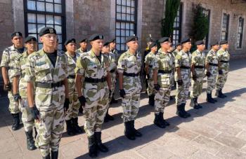 Educaci&oacute;n militarizada forma mejores profesionistas, afirma directora del Instituto Militarizado Anglo Americano