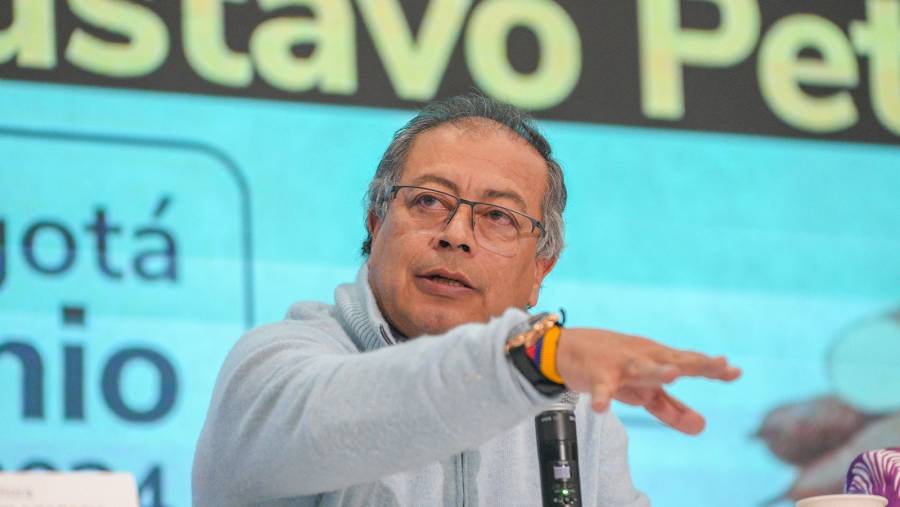 Petro invita a las extintas Farc a evaluar el Acuerdo de Paz para presentar informe conjunto a la ONU