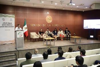 J&oacute;venes analizan en el Senado retos del nuevo gobierno