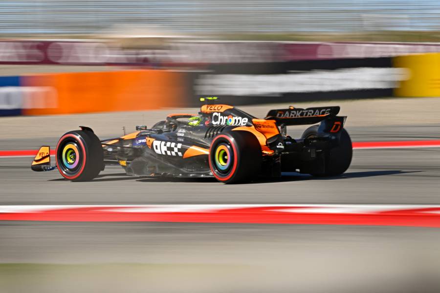 Hamilton lidera los entrenamientos de Barcelona tras un día dramático en Mercedes