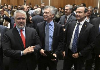 Petro de Colombia niega haber intervenido tel&eacute;fonos de jueces