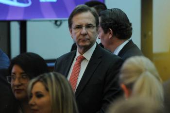 Embajador Esteban Moctezuma en aislamiento por COVID-19 tras intensa gira