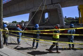 Contin&uacute;an obras del Tren Interurbano M&eacute;xico-Toluca bajo estricta vigilancia policial en &Aacute;lvaro Obreg&oacute;n