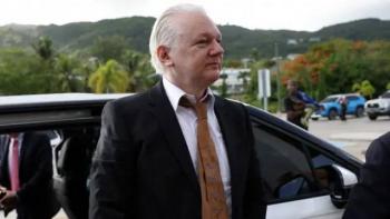 Julian Assange liberado regresar&aacute; a Australia tras declararse culpable de violaci&oacute;n de ley estadounidense