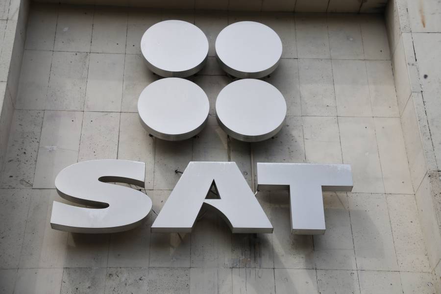 SAT fortalece recaudaci&oacute;n de grandes contribuyentes en 2024