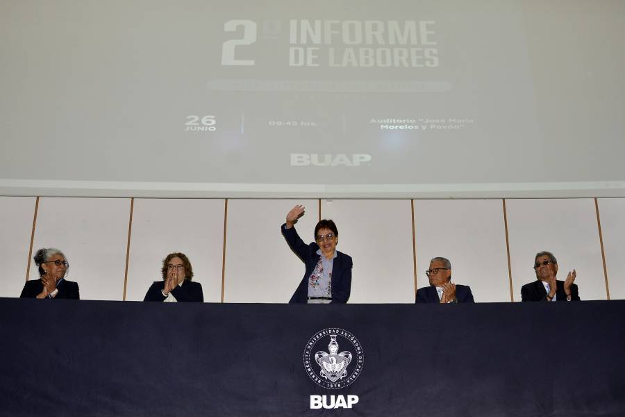Egresados de Derecho abonan una cultura de paz y una sociedad más justa: Lilia Cedillo