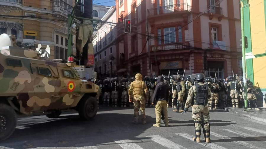 Gobierno de México ofrece asistencia a ciudadanos en Bolivia tras denuncia de movilizaciones irregulares del Ejército