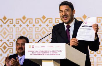 Mart&iacute; Batres invita a los capitalinos a su Informe de Gobierno en el Monumento a la Revoluci&oacute;n