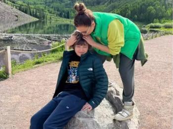 Thalia celebra, con fotos inéditas, que su hijo Matthew ya es adolescente