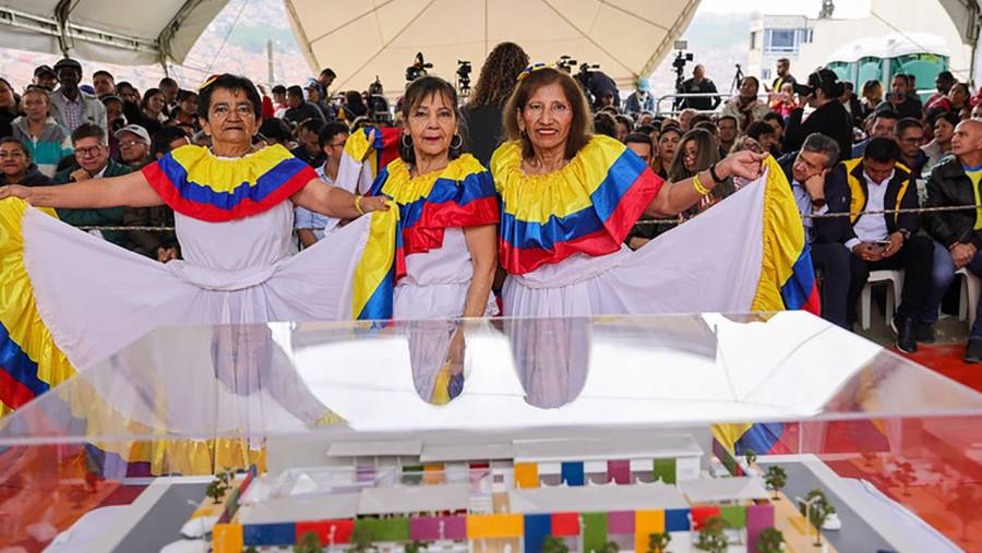 Petro asegura que Puntos de Atenci&oacute;n Solidaria son una lucha contra el hambre en Colombia