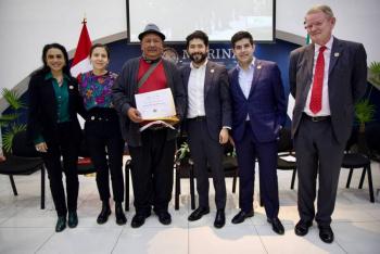 El Programa de Trabajadores Agr&iacute;colas Temporales M&eacute;xico-Canad&aacute; cumple 50 a&ntilde;os