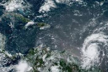 Hurac&aacute;n Beryl amenaza el Caribe con categor&iacute;a 4