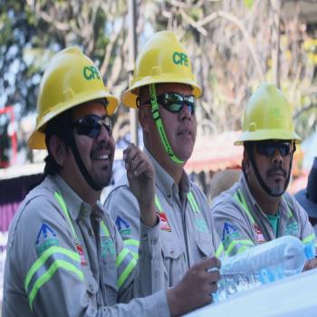 Retiran cableado ca&iacute;do de avenida Perif&eacute;rico