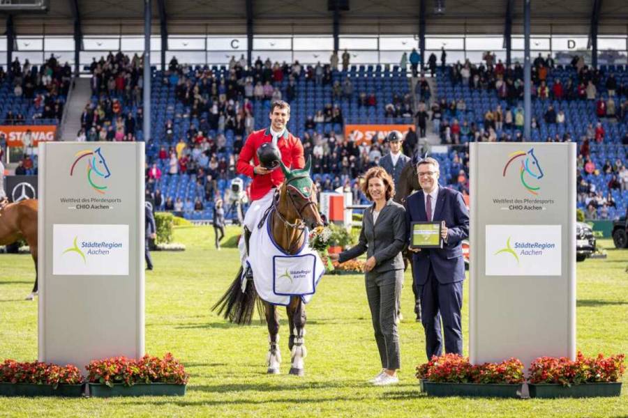 Equipo de salto mexicano consigue plata histórica en Festival Ecuestre Mundial en Alemania