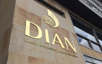 Fiscal&iacute;a y Dian citar&aacute;n a 16,000 colombianos por deudas de impuestos