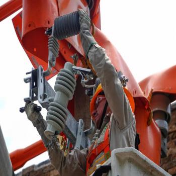 CFE restablece el 93% de energ&iacute;a el&eacute;ctrica tras el paso de Beryl