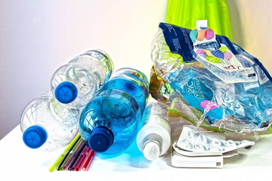 Entra en vigor prohibición de plásticos de un solo uso en Colombia