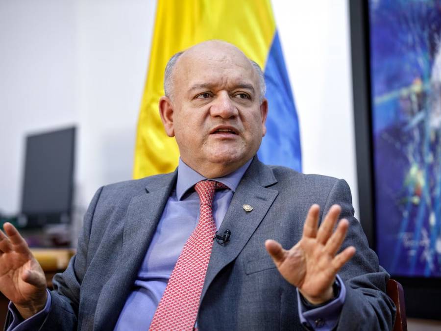 Presidente de la Corte Constitucional rechaza constituyente de Gustavo Petro