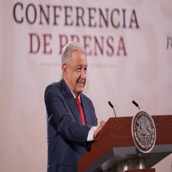 Obrador: Debe de reformarse la compra de grandes extensiones de ejidos en M&eacute;xico