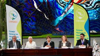Ministra Yasm&iacute;n Esquivel Mossa aboga por el di&aacute;logo en reforma al Poder Judicial