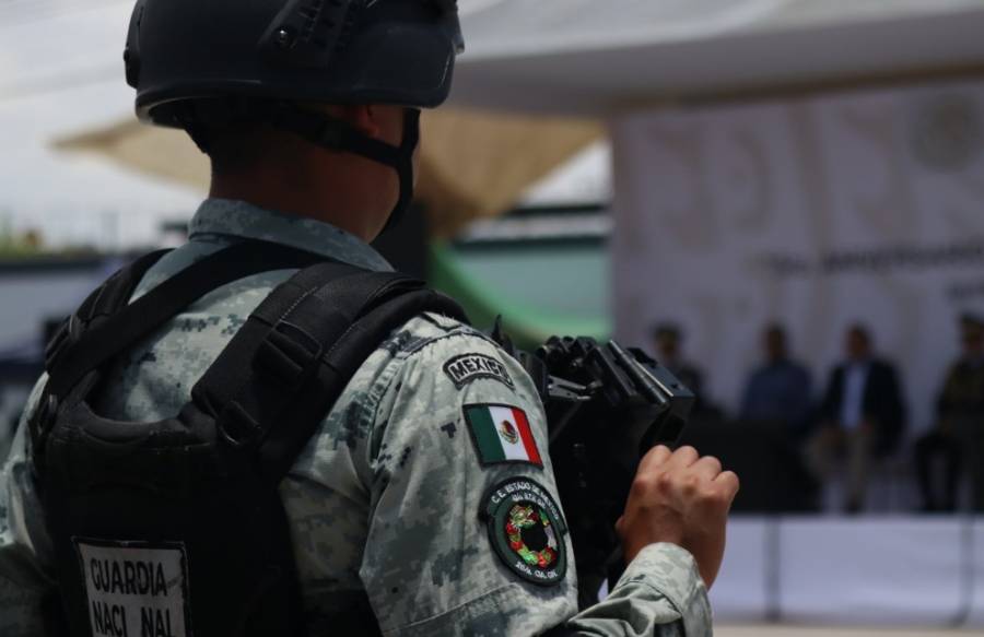 Guardia Nacional combate huachicoleo en carretera 57