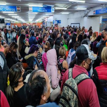 L&iacute;nea 2 del metro sufre corto circuito