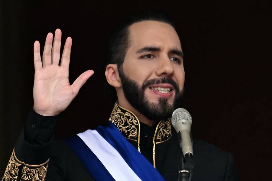Bukele ordena investigar alzas de precios en farmacias de El Salvador