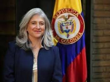 Catalina Velasco sale del MinVivienda, Petro pidió su renuncia