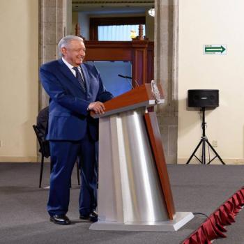 Cien millones se ahorrar&iacute;an con desaparici&oacute;n de &oacute;rganos aut&oacute;nomos, dice L&oacute;pez Obrador