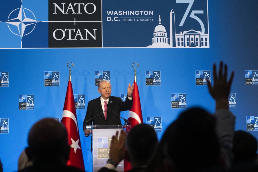 Siria dice que restablecer lazos con Ankara depende de la retirada de tropas turcas