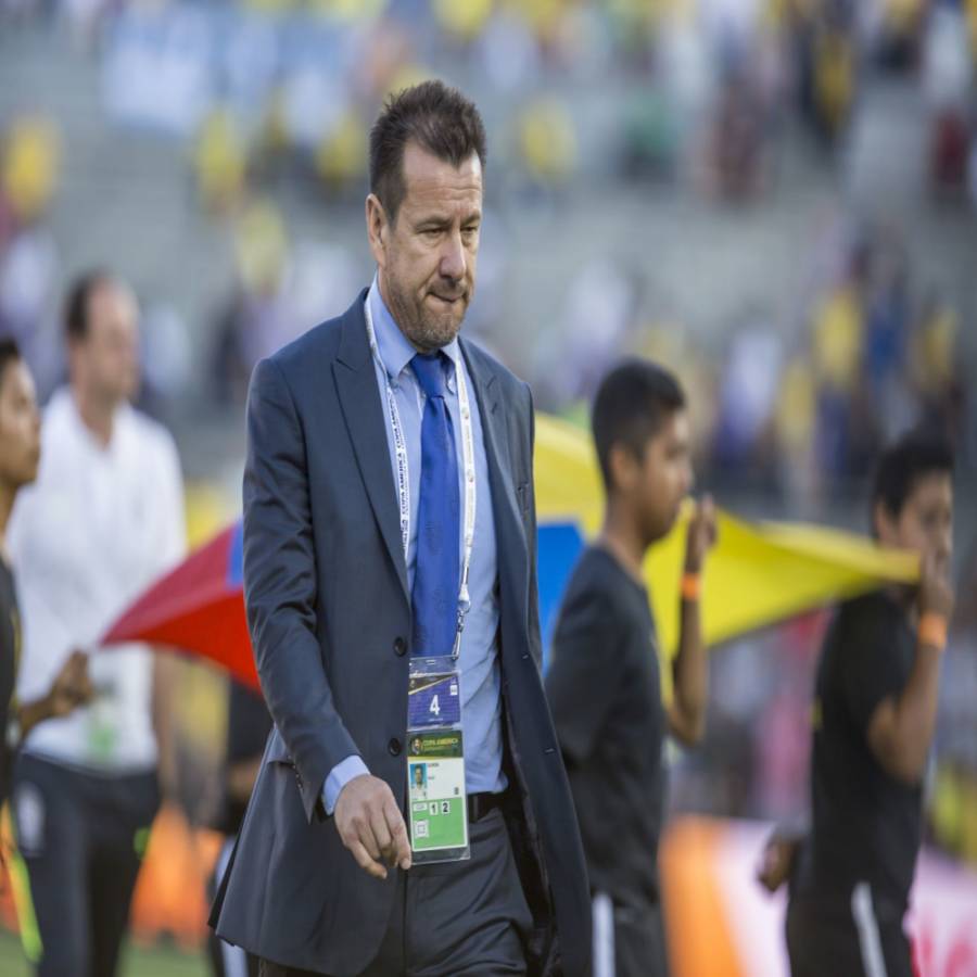Exseleccionador Dunga sufre accidente de automóvil en Brasil