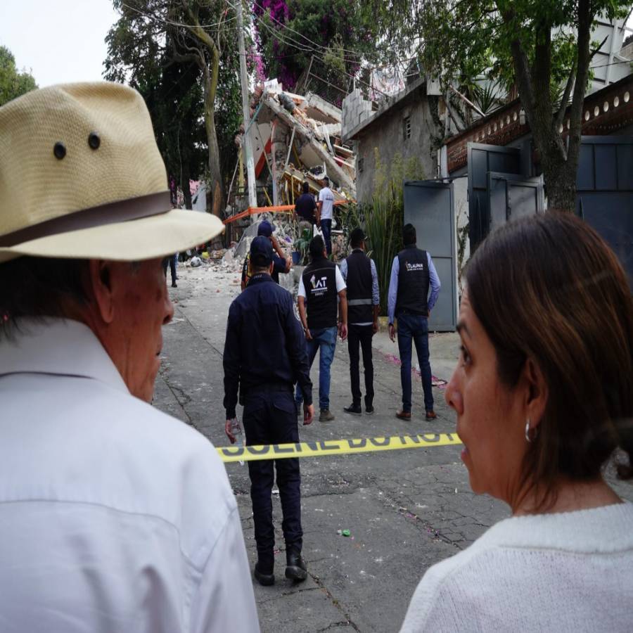 Explota vivienda en Tlalnepantla