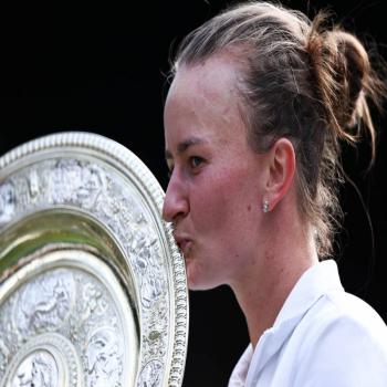 Krejcikova se corona en Wimbledon
