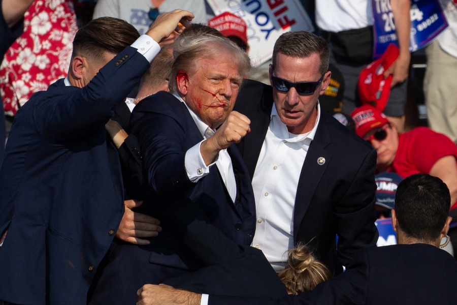 Autor de disparos contra Trump tenía explosivos en su auto
