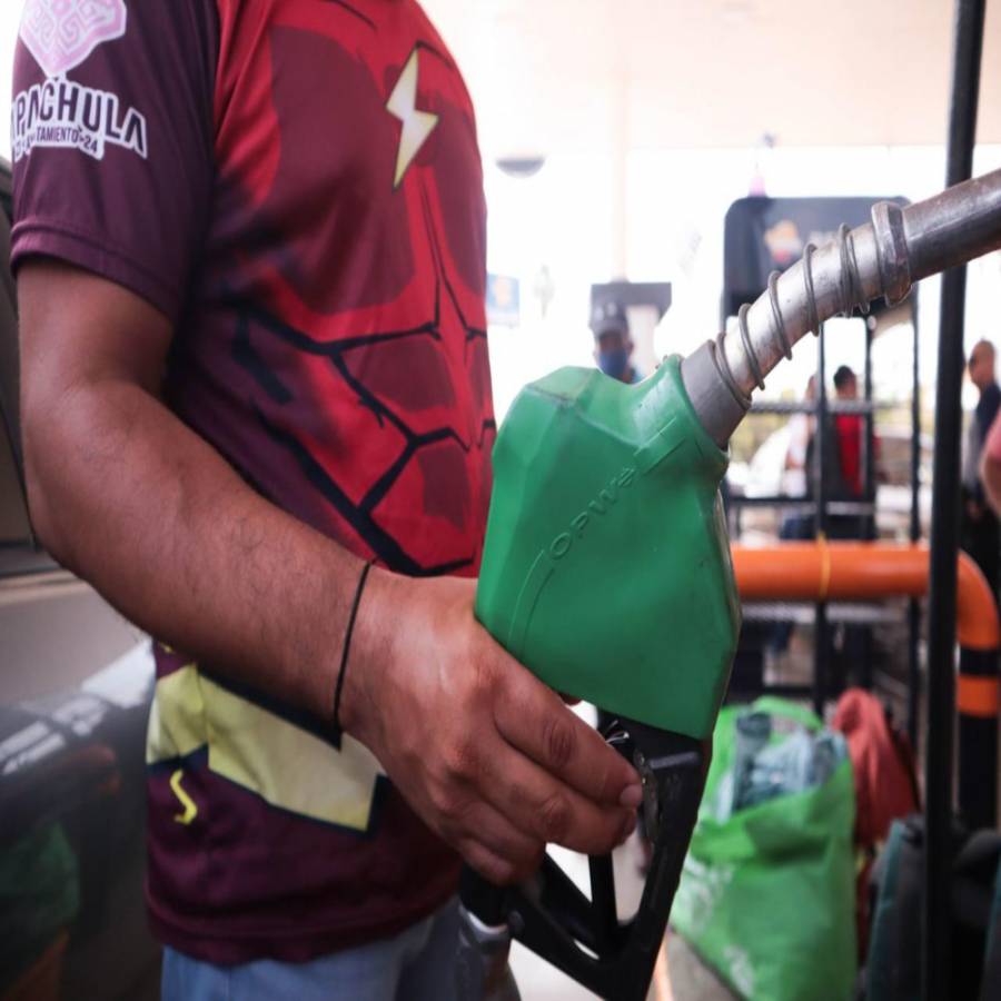 Precios de gasolina y canasta b&aacute;sica experimentan un incremento en M&eacute;xico