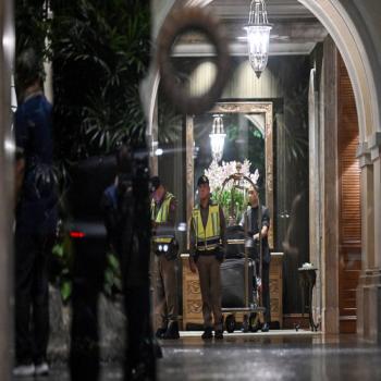Hallan 6 muertos en hotel de Tailandia