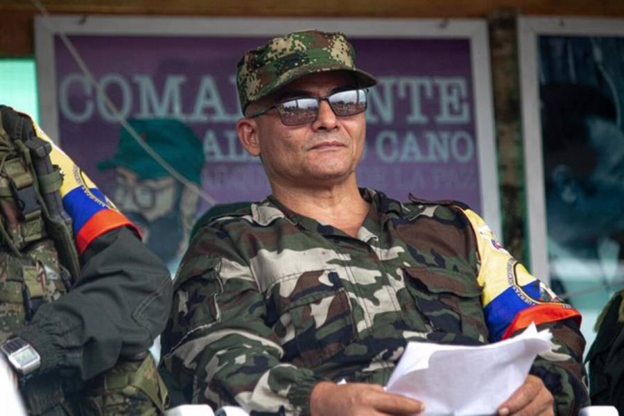 Gobierno de Colombia suspende cese al fuego con disidencias de 'Iv&aacute;n Mordisco'