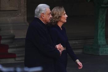 AMLO asistir&aacute; a presentaci&oacute;n del libro de Beatriz Guti&eacute;rrez Muller en la feria del libro del Z&oacute;calo