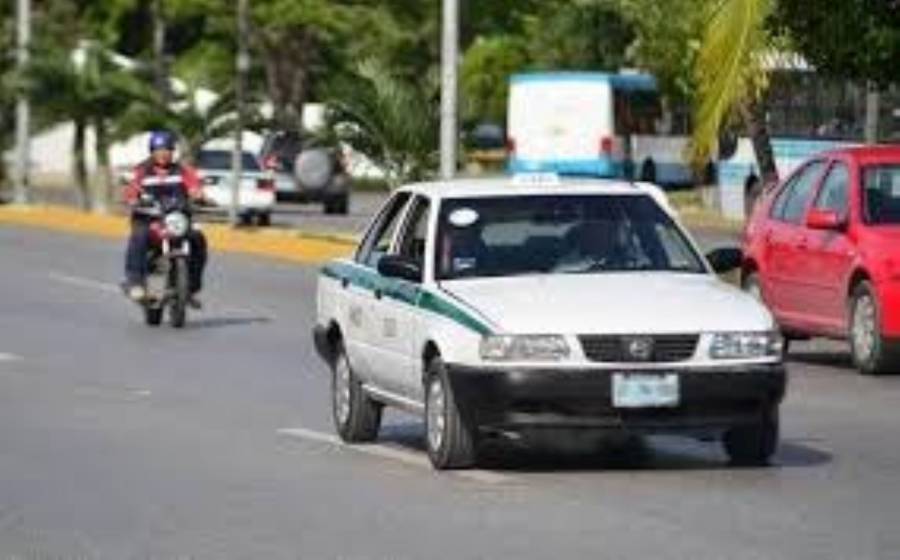 Detienen a taxista en Cancún tras robo de 150 mil pesos en vivienda
