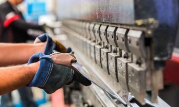 Menor producci&oacute;n manufacturera en junio