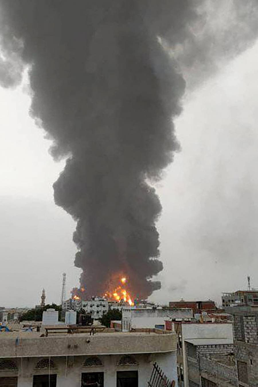 Rescatan a un bebé del vientre de una palestina embarazada que murió tras un bombardeo en Gaza