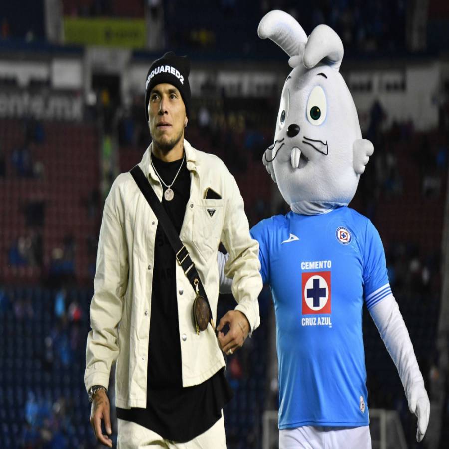 Carlos Salcedo fuera de Cruz Azul