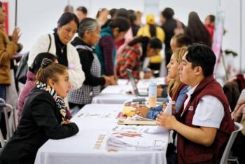 Agiliza Edomex tr&aacute;mites y servicios del programa Mujeres con Bienestar